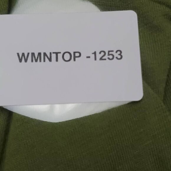 LulaRoe Small Devon Green Top, NWT - Picture 8 of 8